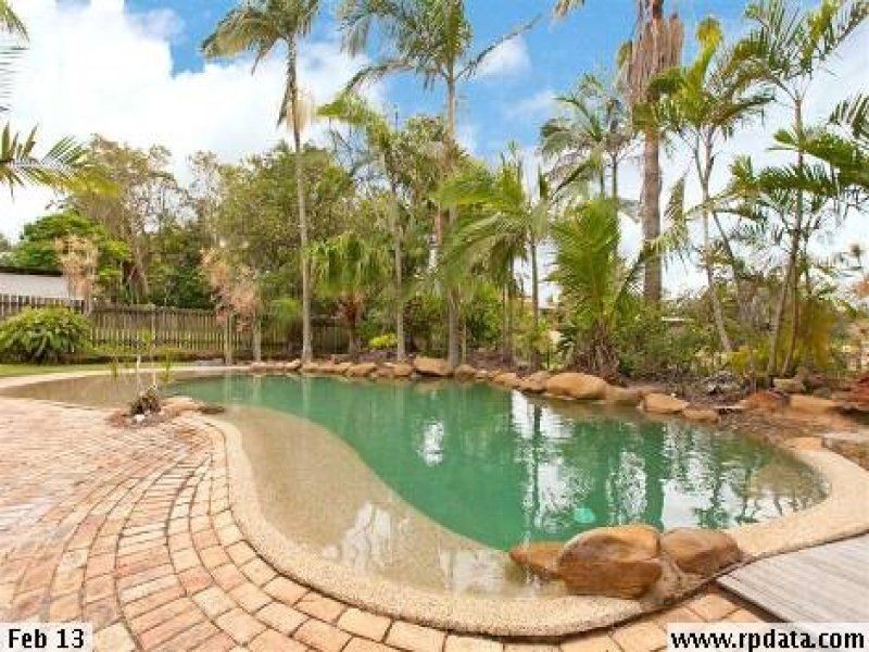 63 Barron Rd, Birkdale QLD 4159