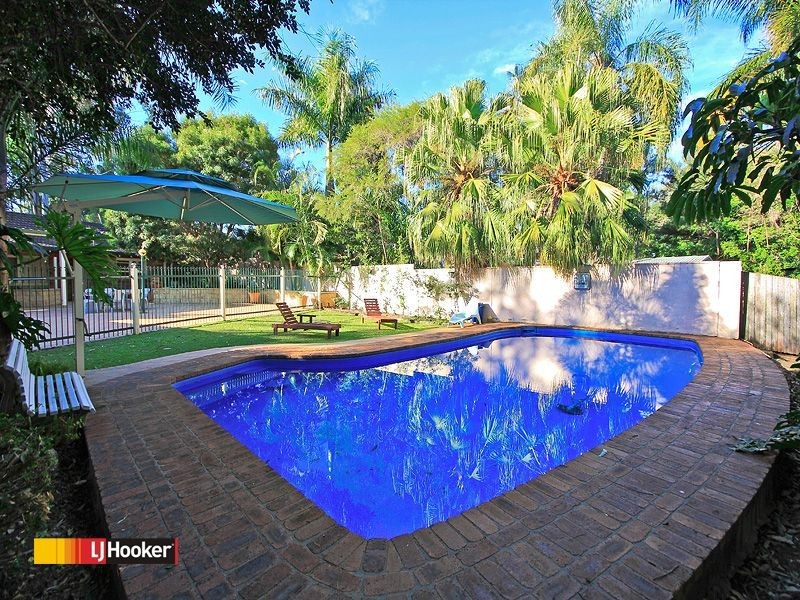 24-26 Creek Rd, Birkdale QLD 4159