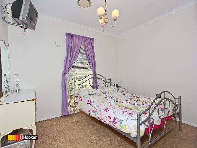 24-26 Creek Rd, Birkdale QLD 4159