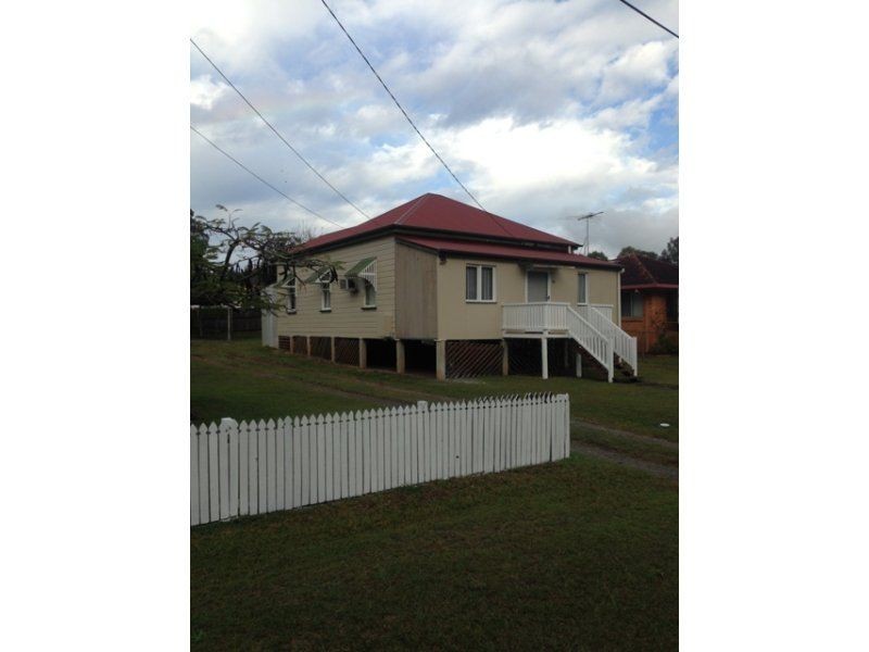 16 Pittwin Road, Capalaba QLD 4157