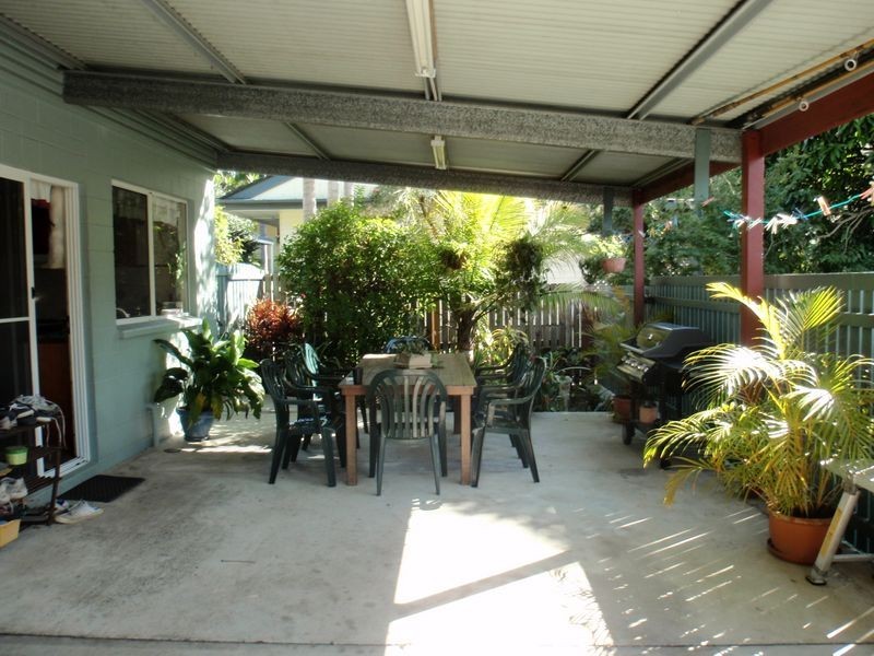 484 Old Cleveland Rd East, Birkdale QLD 4159