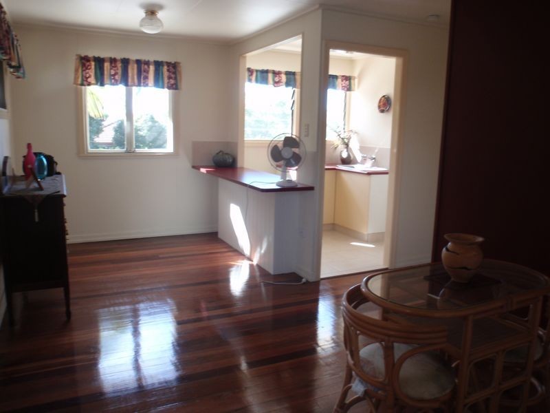 484 Old Cleveland Rd East, Birkdale QLD 4159