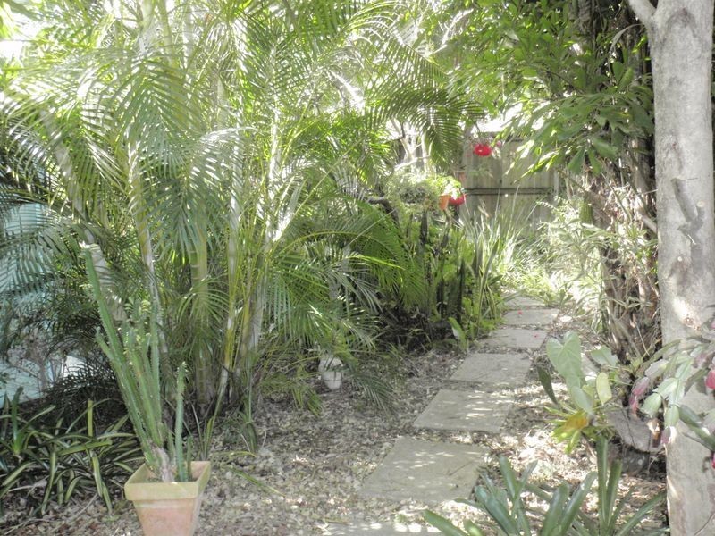 484 Old Cleveland Rd East, Birkdale QLD 4159