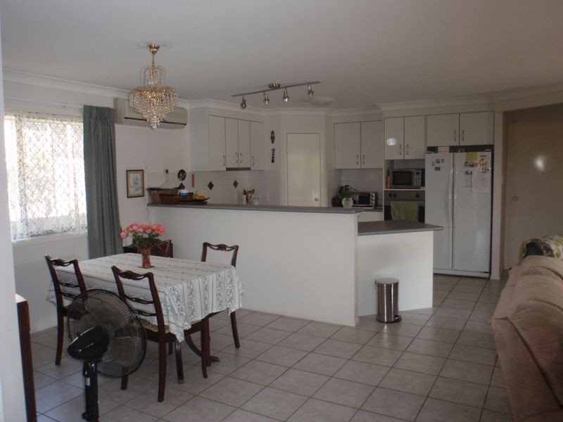 2 Sailfish Court, Birkdale QLD 4159