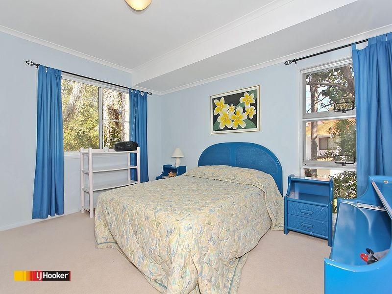 62 Whitehall Avenue, Birkdale QLD 4159