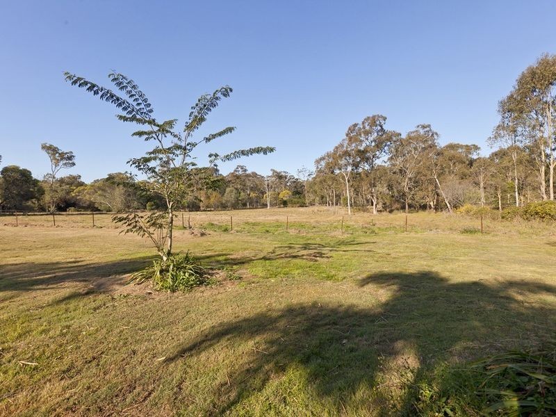 294 Green Camp Road, Wakerley QLD 4154