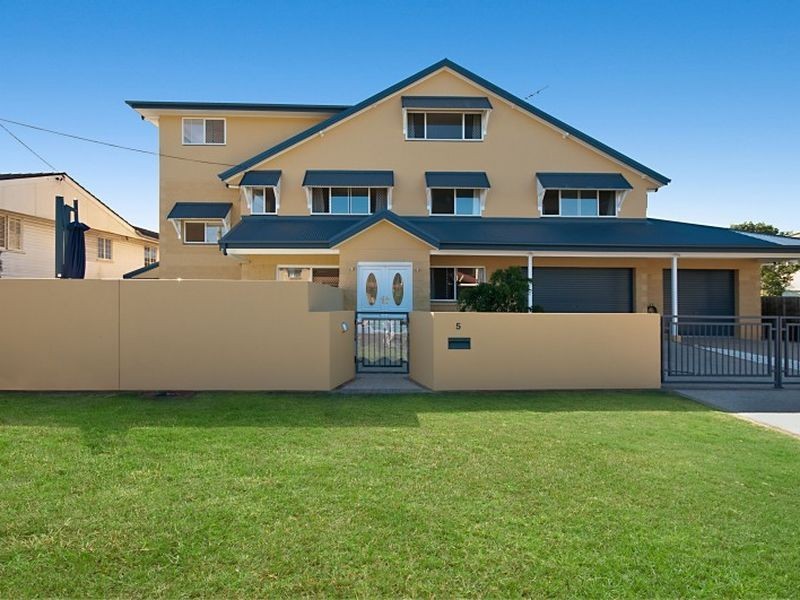 5 Price Ave, Birkdale QLD 4159