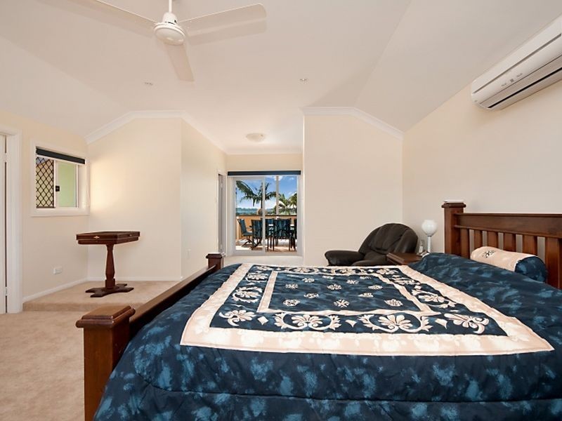 5 Price Ave, Birkdale QLD 4159