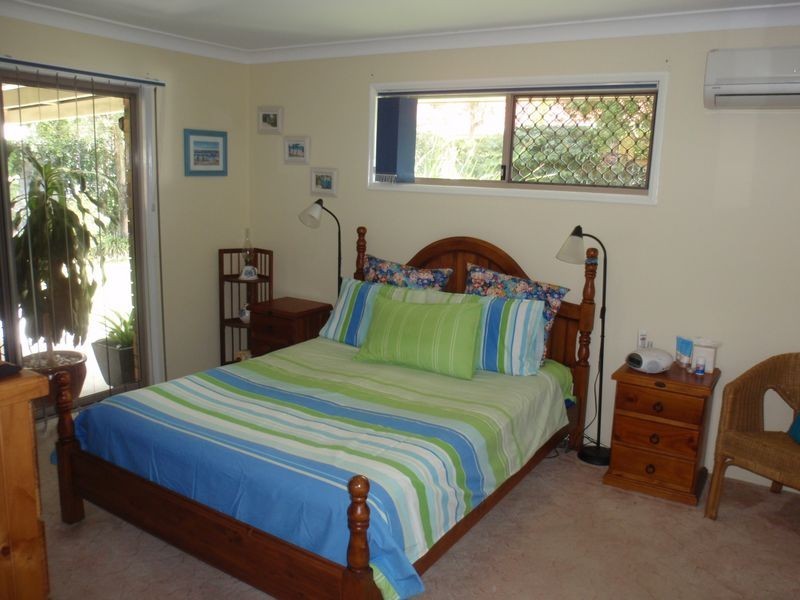 15 Shonagh Ct, Birkdale QLD 4159