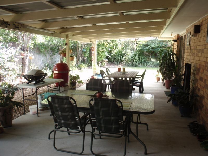 15 Shonagh Ct, Birkdale QLD 4159