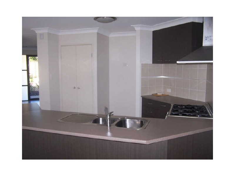 15 Rymera Cres, Gumdale QLD 4154