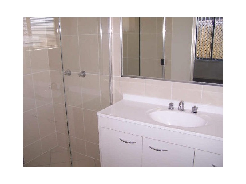 15 Rymera Cres, Gumdale QLD 4154