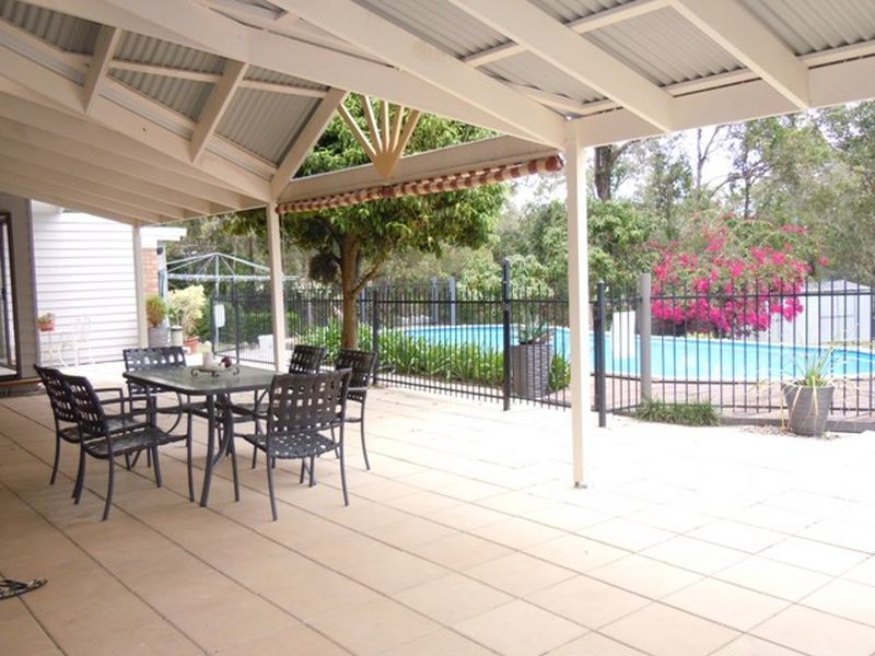 23 Catherine St, Birkdale QLD 4159