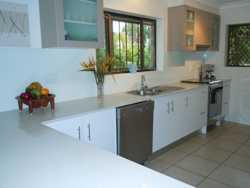 23 Catherine St, Birkdale QLD 4159