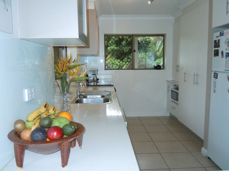 23 Catherine St, Birkdale QLD 4159