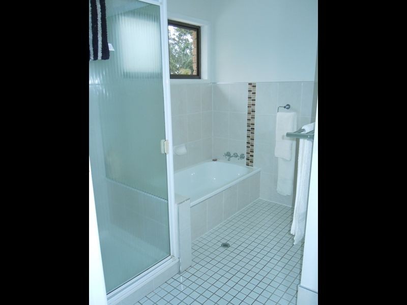 23 Catherine St, Birkdale QLD 4159