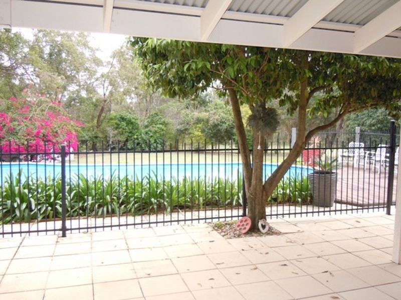 23 Catherine St, Birkdale QLD 4159