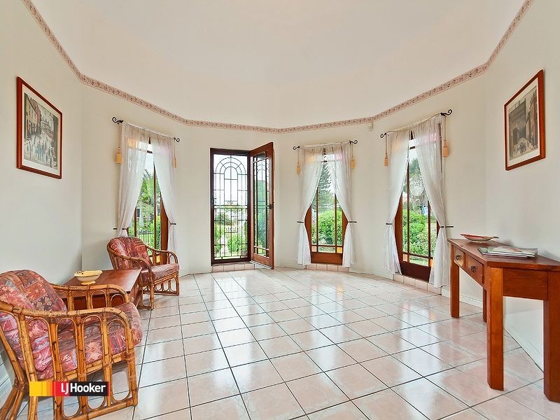 54 Mary Pleasant Drive, Birkdale QLD 4159