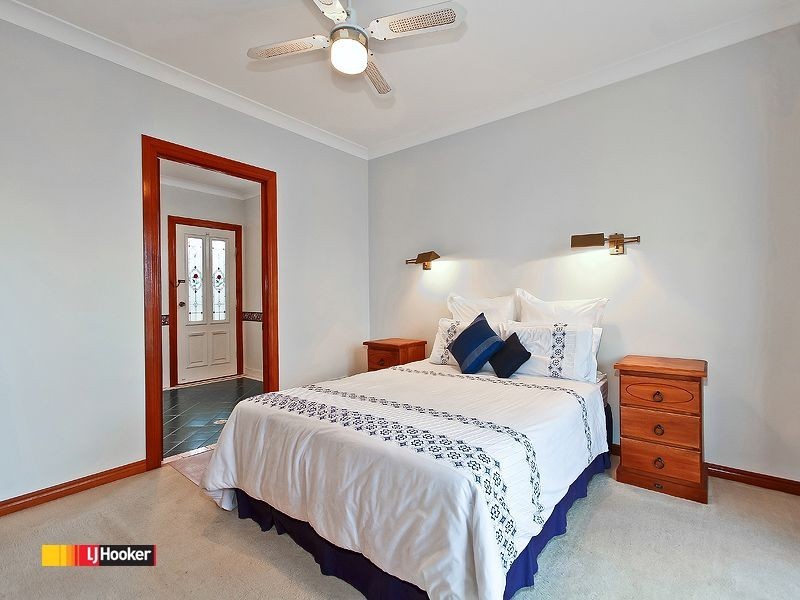 54 Mary Pleasant Drive, Birkdale QLD 4159