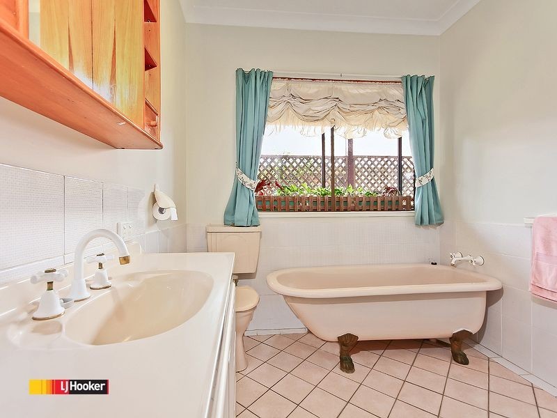54 Mary Pleasant Drive, Birkdale QLD 4159