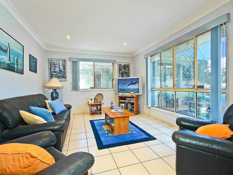 18 Hooper St, Birkdale QLD 4159