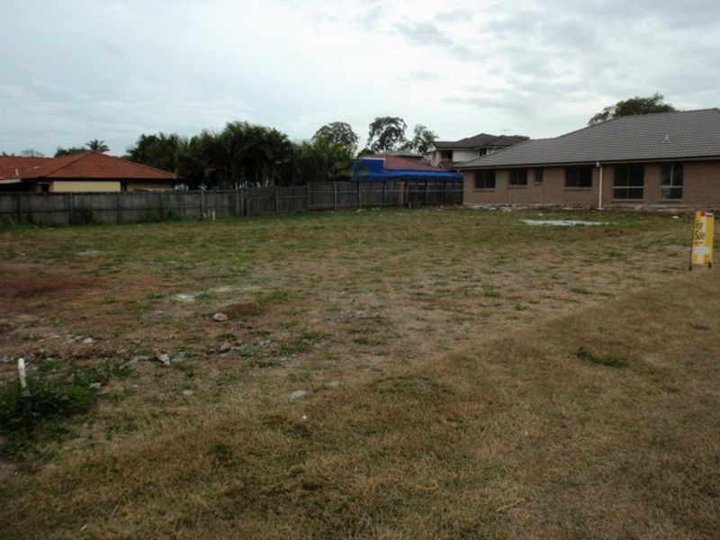 8 Nutmeg Court, Birkdale QLD 4159