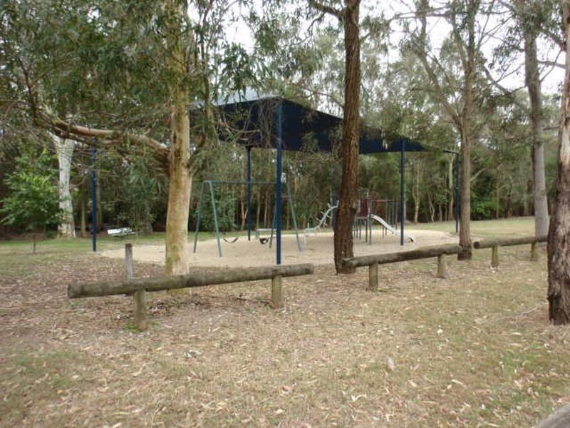 8 Nutmeg Court, Birkdale QLD 4159