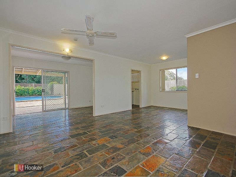 5 Maud St, Birkdale QLD 4159