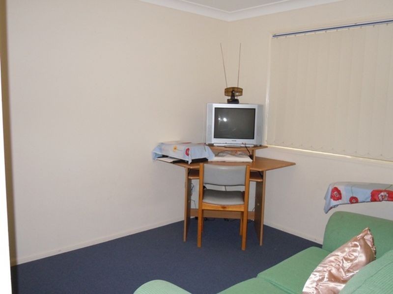 44 Barron Rd, Birkdale QLD 4159