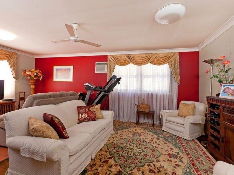 283 Redland Bay Road, Capalaba QLD 4157