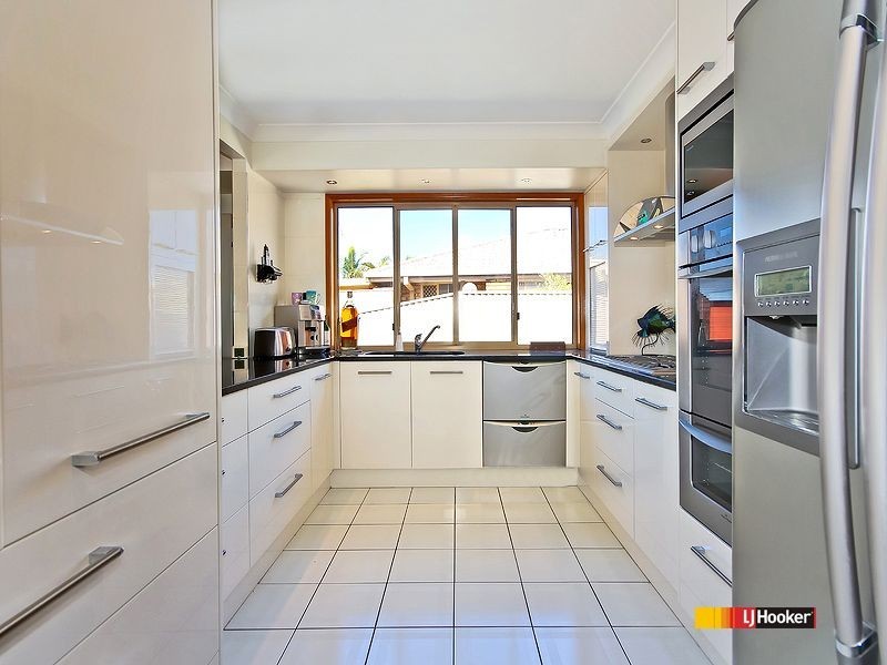 1 Keel Street, Birkdale QLD 4159