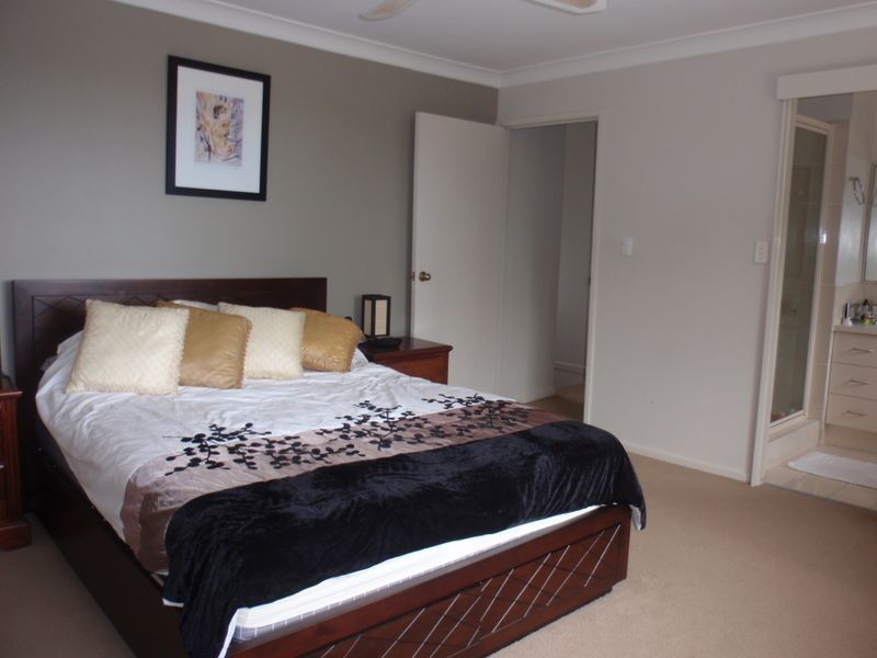 16 Spurs Dr, Wellington Point QLD 4160