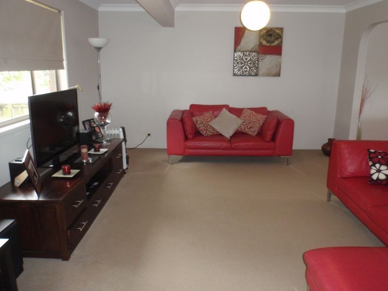 16 Spurs Dr, Wellington Point QLD 4160