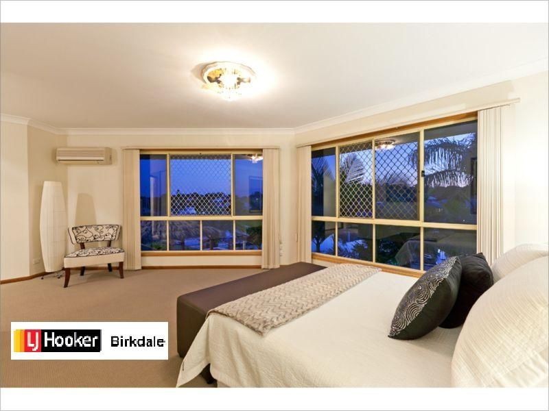 27 Downwind Ct, Birkdale QLD 4159