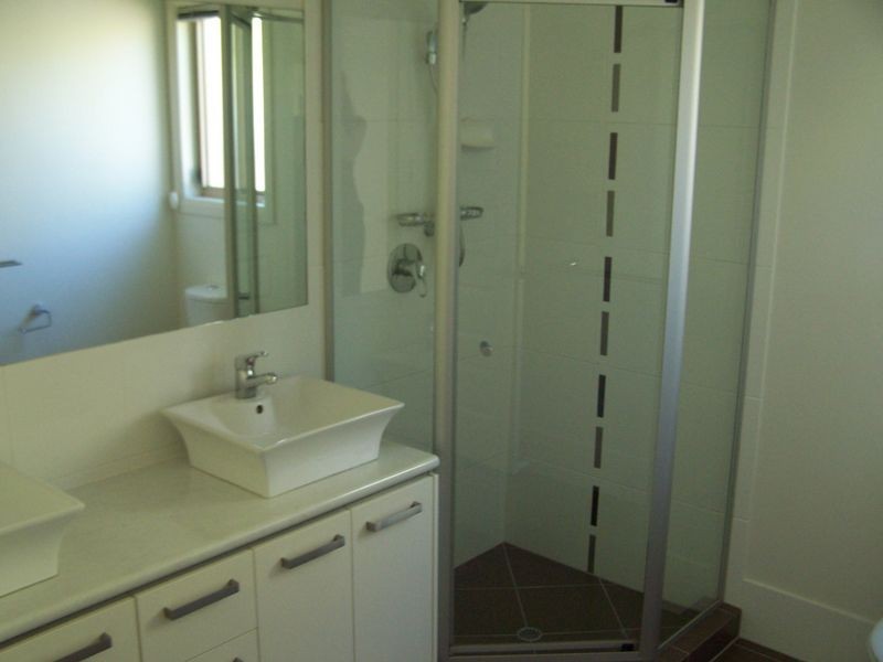 4 Raife Close, Wellington Point QLD 4160
