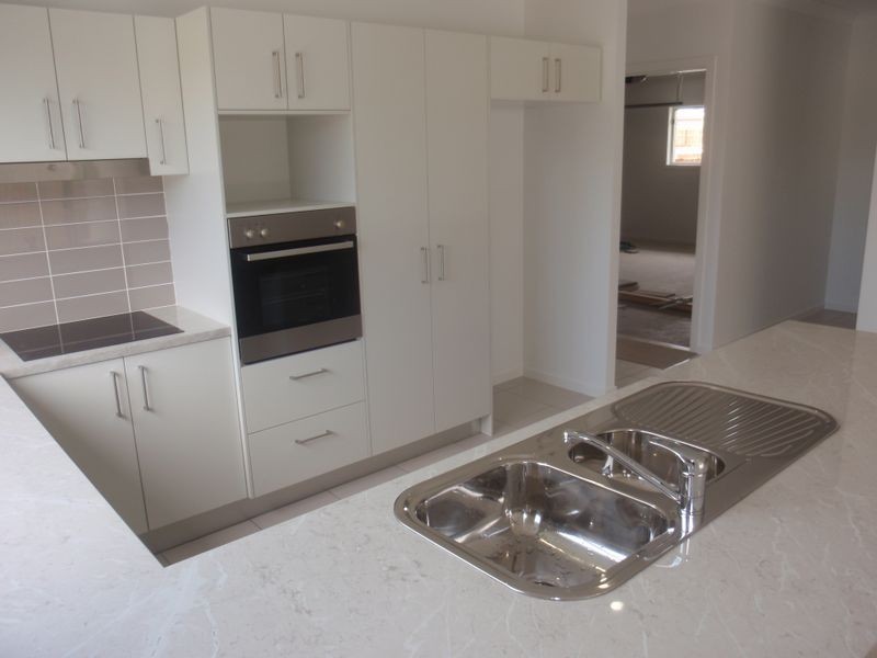 13 Nutmeg Court, Birkdale QLD 4159