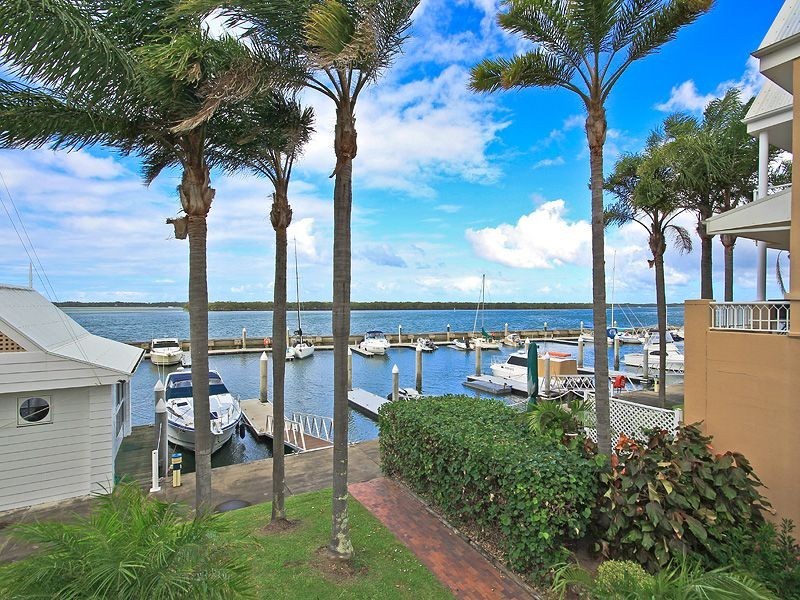 27/3 Marina Crescent, Hollywell QLD 4216