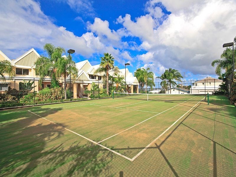 27/3 Marina Crescent, Hollywell QLD 4216