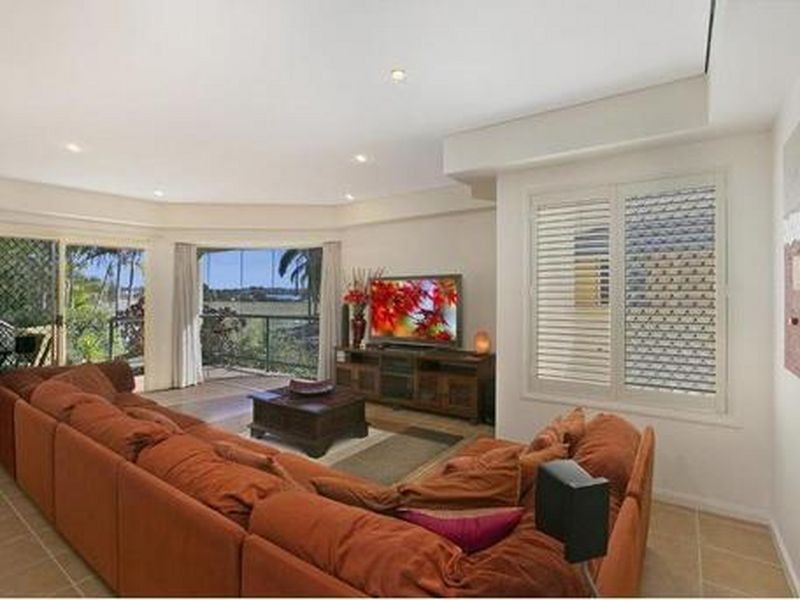 6/16 Commodore Dr, Birkdale QLD 4159