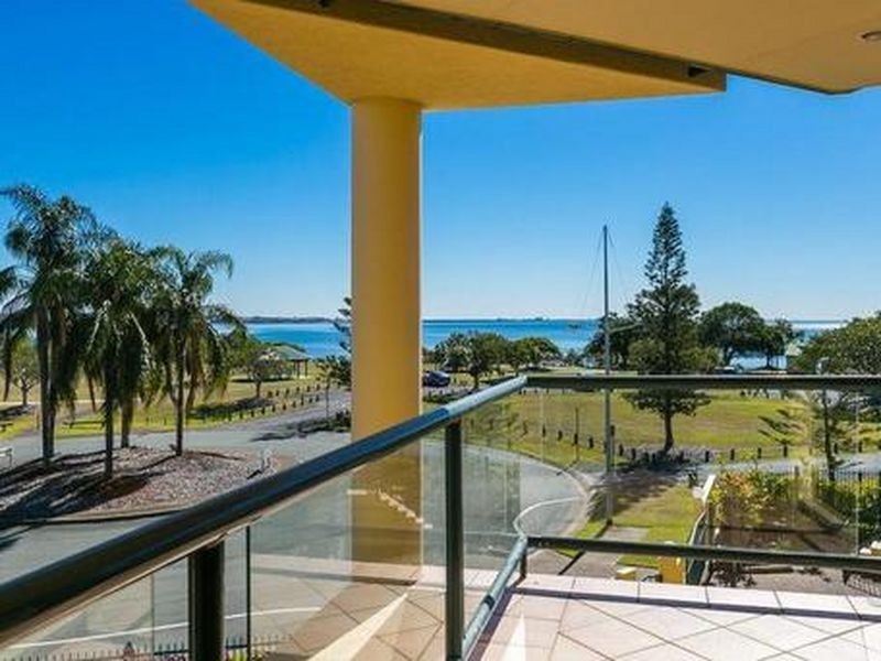 6/16 Commodore Dr, Birkdale QLD 4159