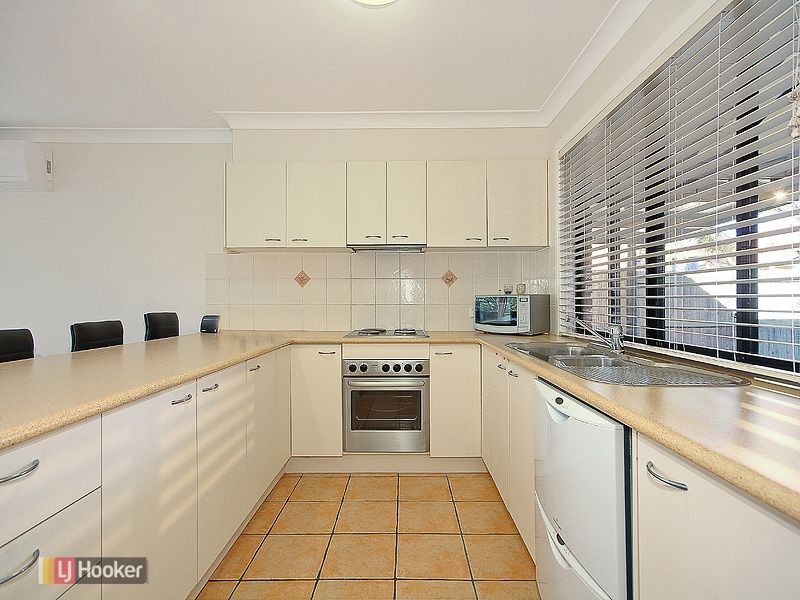 1/6 Walnut Court, Birkdale QLD 4159