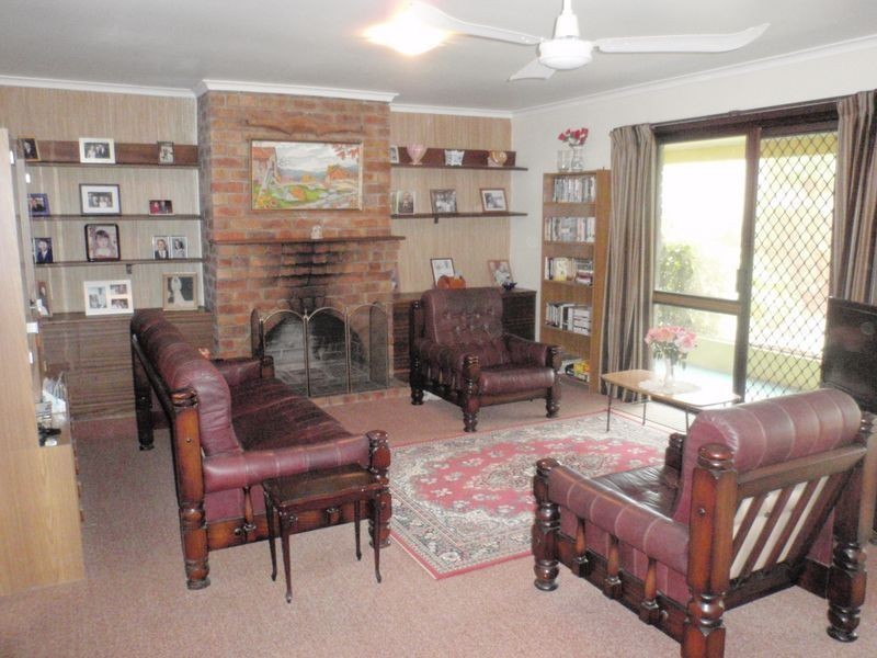 14 Downing St, Birkdale QLD 4159