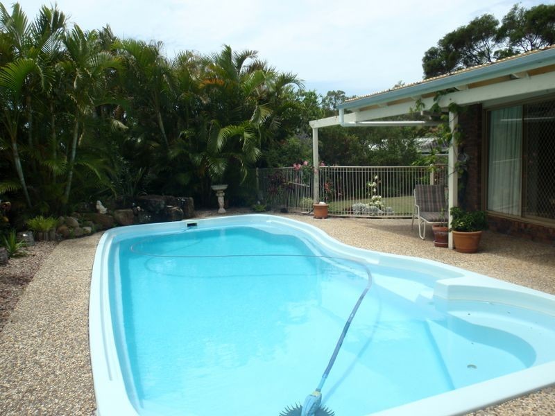 5 Dalrello Drive, Wellington Point QLD 4160