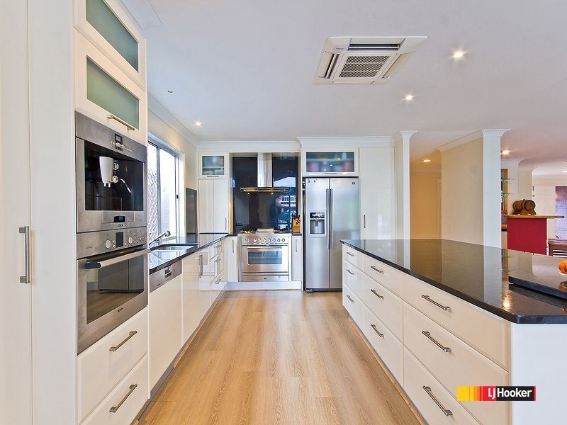 25 Mako Avenue, Birkdale QLD 4159