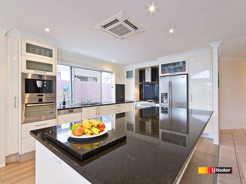 25 Mako Avenue, Birkdale QLD 4159