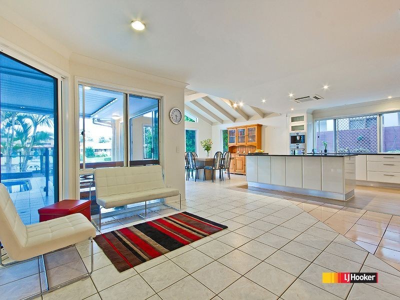 25 Mako Avenue, Birkdale QLD 4159
