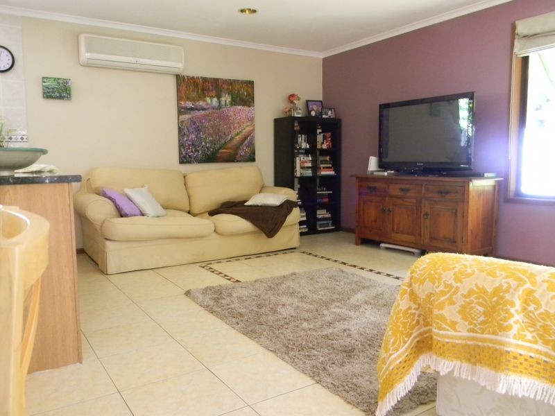 252 Mooroondu Rd, Thorneside QLD 4158