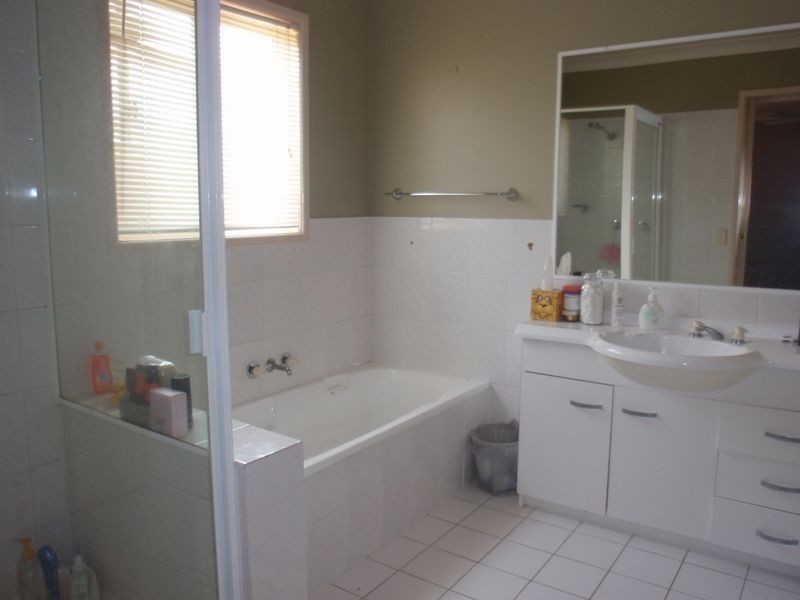 10/9 Bayside Court, Thorneside QLD 4158