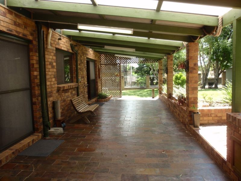 6 Owl St, Birkdale QLD 4159