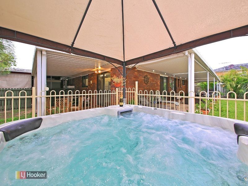 30 Spoonbill Street, Birkdale QLD 4159